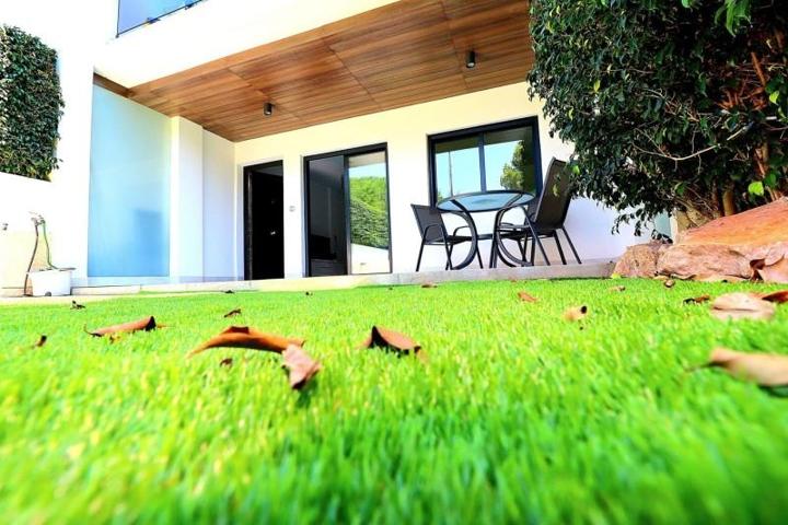 Apartamento en venta en Orihuela Costa, Altos de Campoamor photo 0