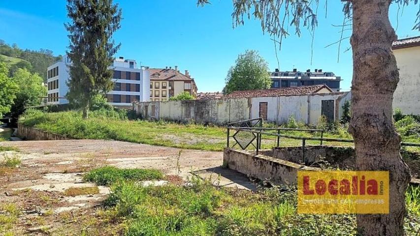 Terreno en venta en Cabezón de la Sal, Avenida Santiago Galas, 39500 photo 0