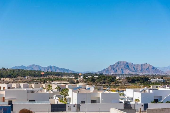Apartamento en venta en Benijofar, Costa Blanca South photo 0