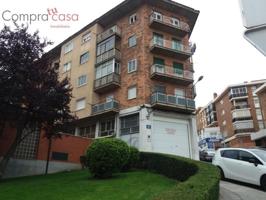 Local comercial en venta en Segovia, Conde de Sepulveda photo 0