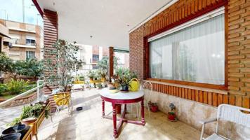 Chalet en venta en Torrent, Zona Calle Valencia-La Ermita photo 0
