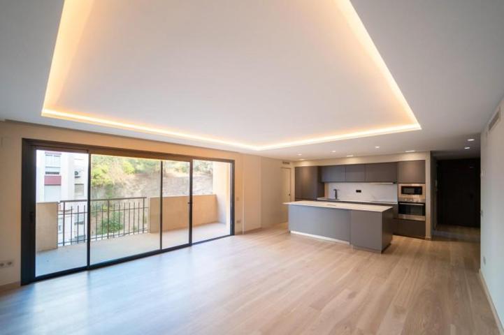 Piso en venta en Málaga, Cerrado Calderón-Morlaco photo 0
