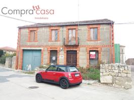 Casas de pueblo en venta en Rebollo, Plaza mayor photo 0