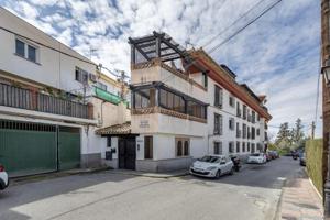 Piso en venta en Zubia, Área de Granada photo 0