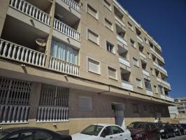 Garaje en venta en Torrevieja photo 0