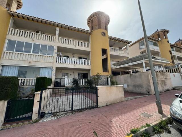 Casa en venta en Orihuela, Orihuela Costa photo 0