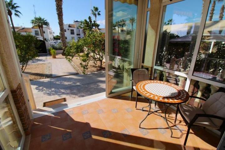 Chalet en venta en Orihuela Costa, Los Dolses photo 0