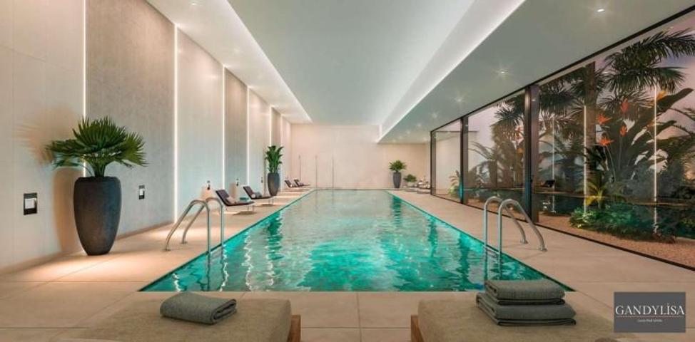 Apartamento en venta en Marbella photo 0