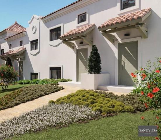 Casa en venta en Estepona photo 0