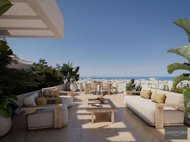 Piso en venta en Estepona photo 0