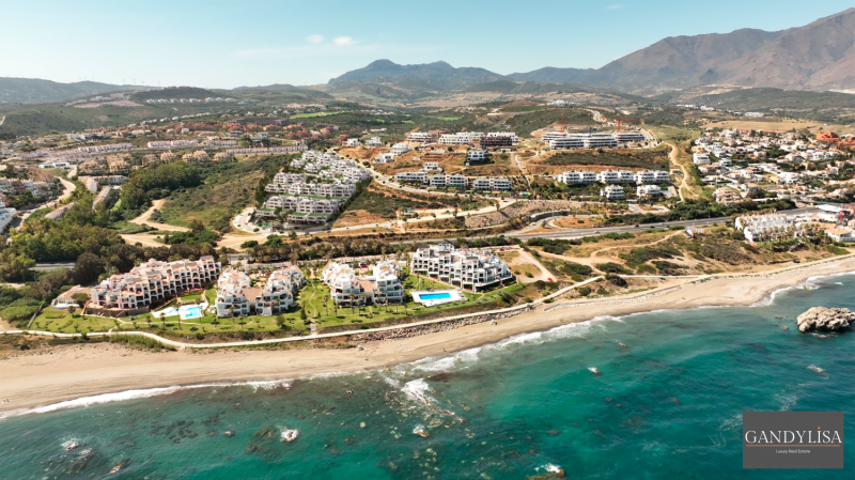 Apartamento en venta en Casares, Casares photo 0