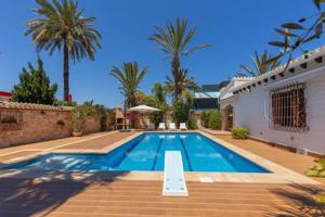 Chalet en venta en Orihuela photo 0
