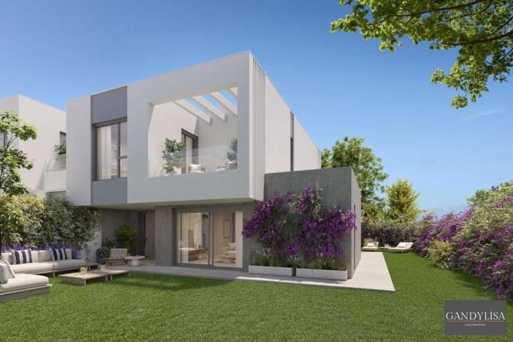 Chalet en venta en Marbella, Cabopino-Artola photo 0