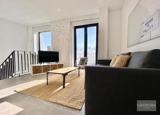 Apartamento en venta en Madrid photo 0