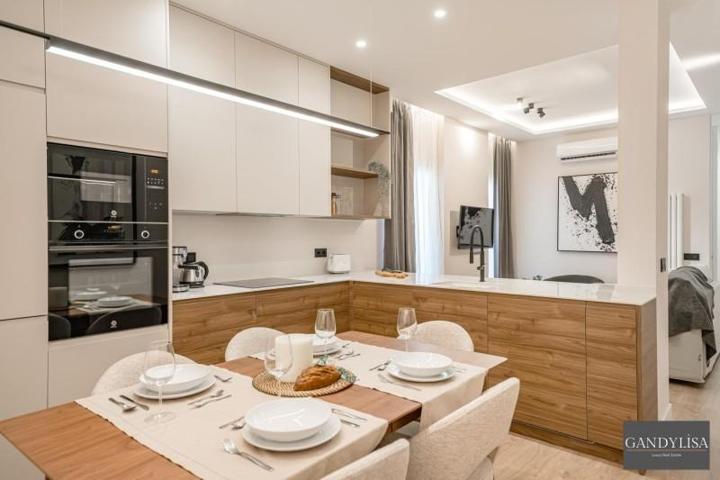 Apartamento en venta en Madrid, Centro photo 0