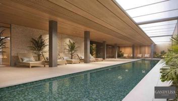 Apartamento en venta en Marbella, Nueva Andalucía photo 0