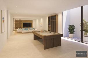 Chalet en venta en Estepona photo 0
