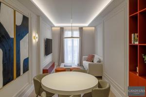Apartamento en venta en Madrid photo 0