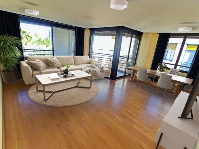 Apartamento en venta en Torrevieja photo 0