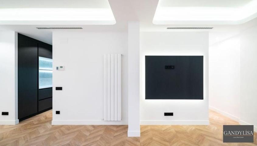 Apartamento en venta en Madrid photo 0