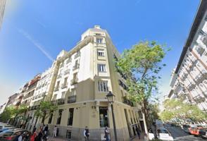 Apartamento en venta en Madrid photo 0