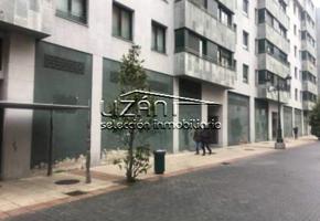 Local comercial en alquiler en Oviedo, Oviedo photo 0