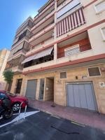 Local comercial en alquiler en Torrevieja photo 0