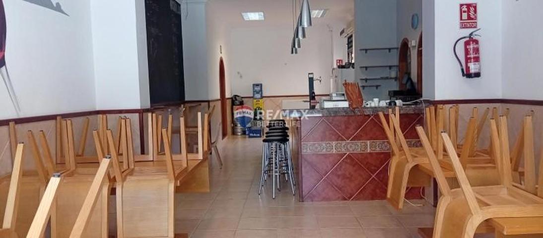 Local comercial en alquiler en Alcúdia photo 0