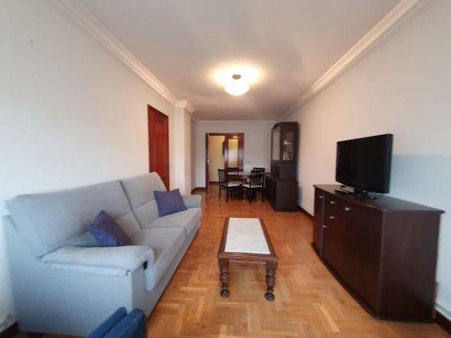 Piso en alquiler en Pamplona, Iturrama photo 0