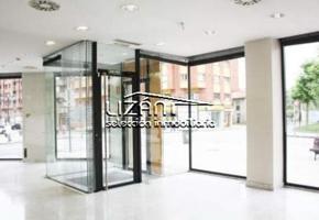 Local comercial en alquiler en Oviedo, Oviedo photo 0