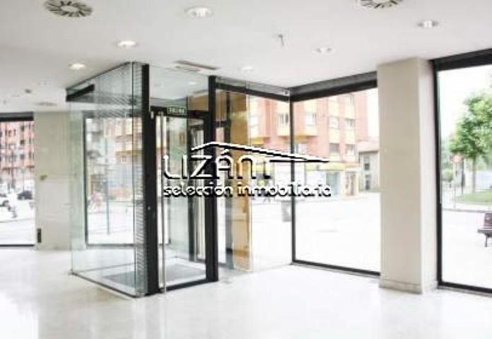 Local comercial en alquiler en Oviedo, Oviedo photo 0