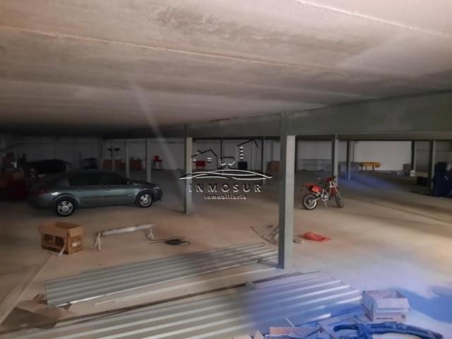 Nave industrial en alquiler en Lucena, Lucena photo 0