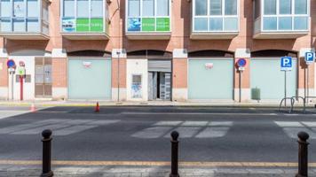 Local comercial en alquiler en Denia photo 0
