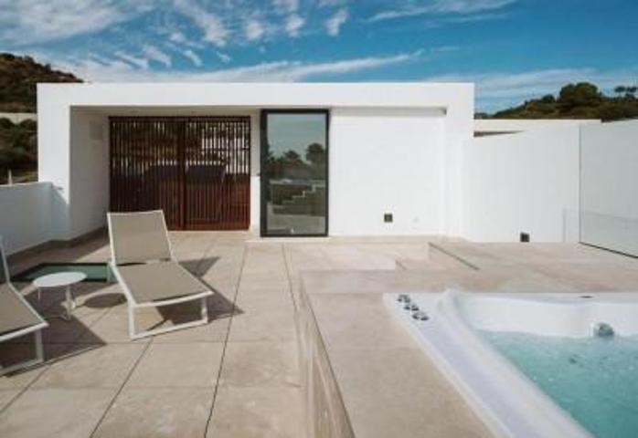 Casas de pueblo en alquiler en Marbella, Nueva Andalucia - Los Naranjos photo 0