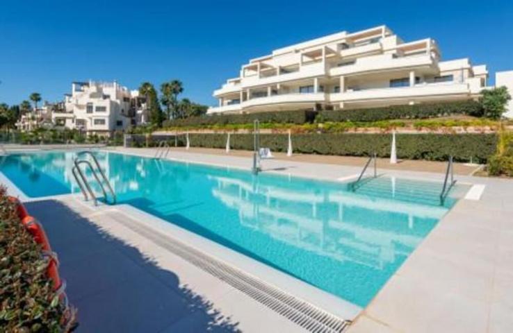 Apartamento en alquiler en Estepona, Estepona East - Velaya photo 0