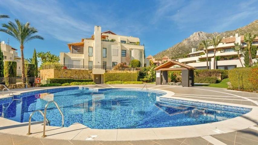 Duplex en alquiler en Marbella, Marbella Golden Mile - Imara photo 0