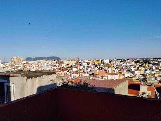 Chalet en venta en Algeciras, Algeciras photo 0