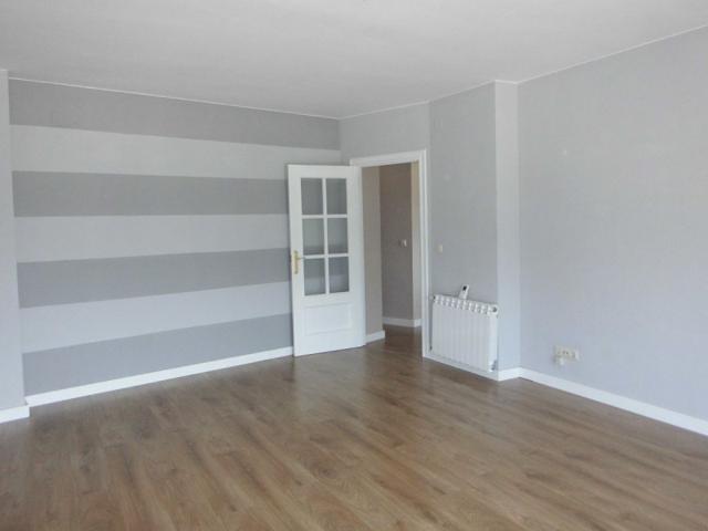 Piso en venta en Quesada, Pueblo - Proximo a colegios photo 0
