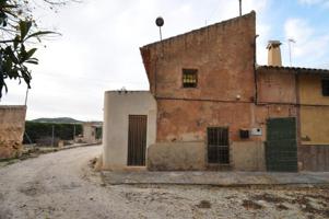 Casa en venta en Pinoso, Comunidad valenciana photo 0