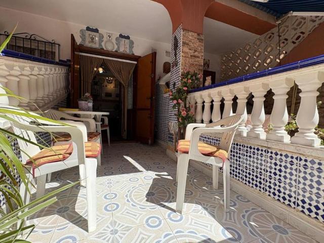 Apartamento en venta en Torrevieja photo 0