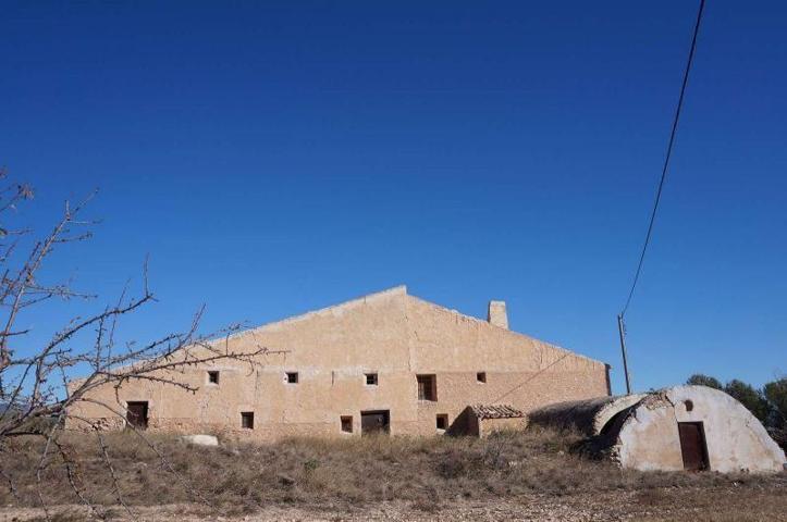 Casa con terreno en venta en Yecla, Raspay photo 0