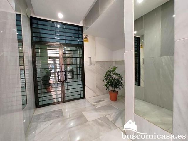 Piso en venta en Linares, Calle Goya, 23700 photo 0