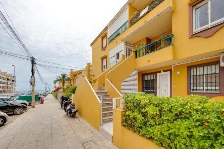Adosada en venta en Torrevieja, Baix Segura photo 0