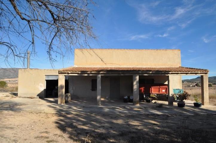 Chalet en venta en Pinoso, Comunidad valenciana photo 0