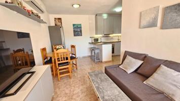 Bungalow en venta en Torrevieja, Torreblanca photo 0