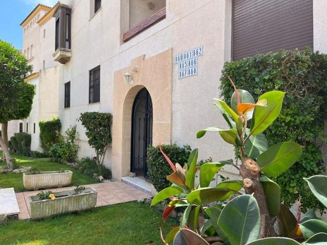 Apartamento en venta en Orihuela Costa photo 0
