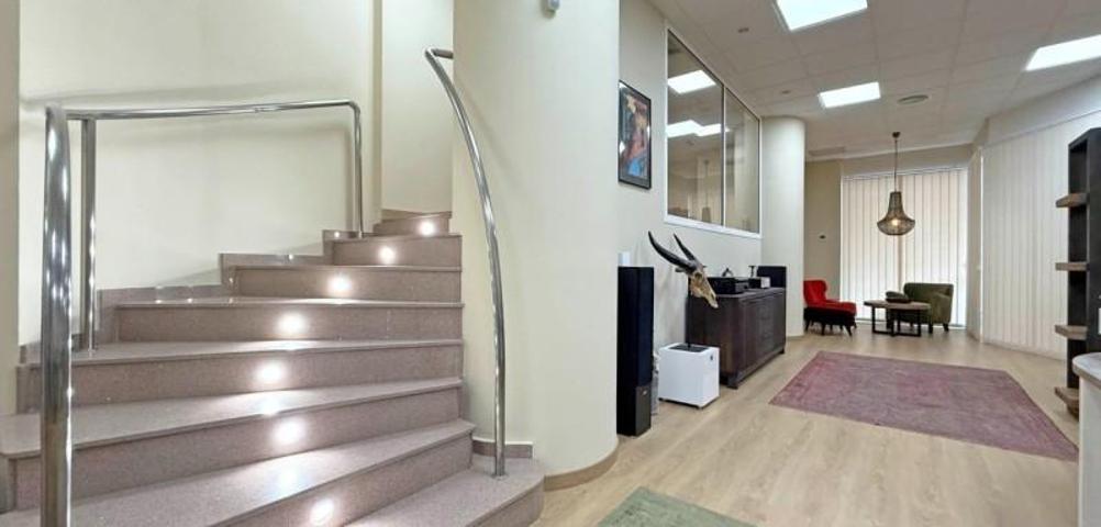 Local comercial en venta en Torrevieja, Centro photo 0