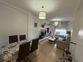 Piso en venta en Córdoba, Huerta de la Reina photo 0