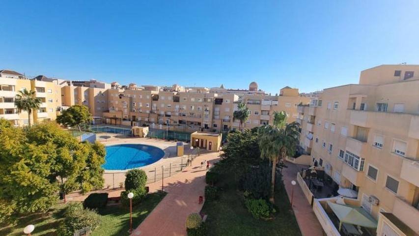 Piso en venta en Roquetas de Mar, Las salinas photo 0