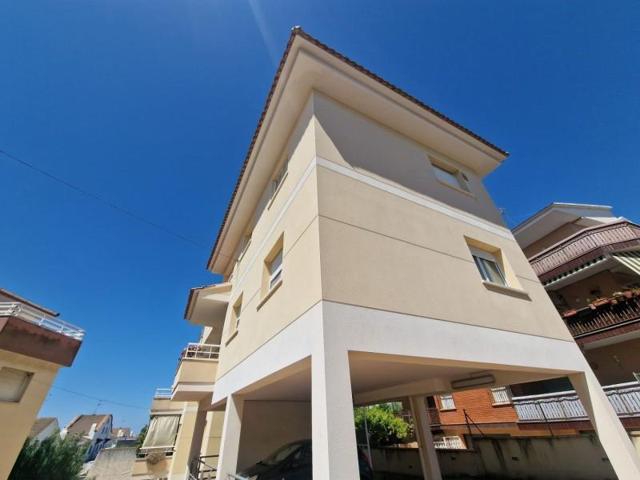 Piso en venta en Calafell, Segur De Calafell photo 0